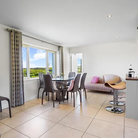 Mannin Bay House * Ballyconneely