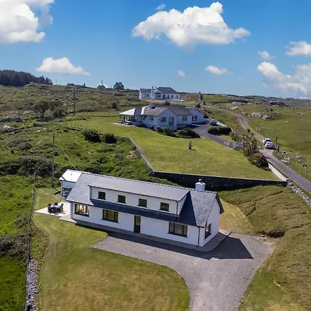 Feriehus Mannin Bay House *