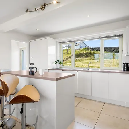 Mannin Bay House * Ballyconneely